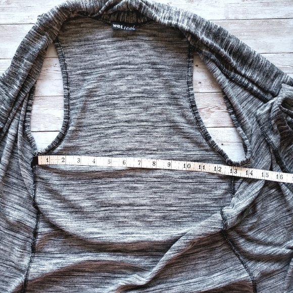 Wet Seal Heather Gray Flowy Office Casual Vest - Picture 5 of 5